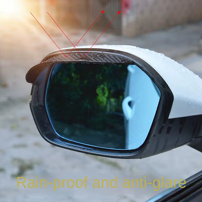 Détail de la visière rétroviseur offrant une visibilité optimale sous la pluie ROYAL STEEL